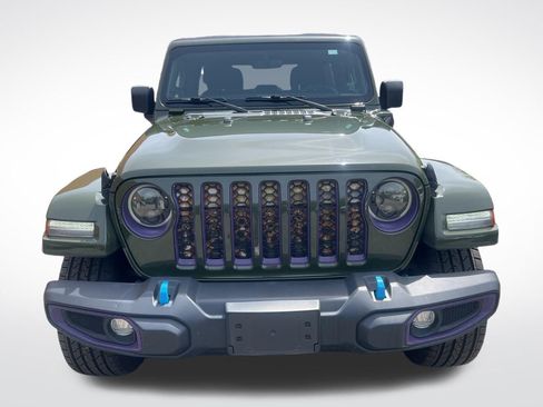 Used 2023 Jeep Wrangler Unlimited Sahara w/ Cold Weather Group AWD/4WD image 10