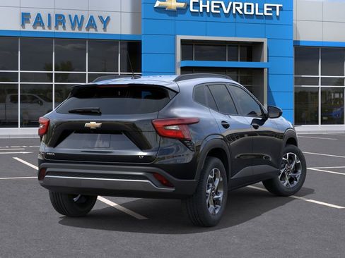 New 2026 Chevrolet Trax LT FWD image 4