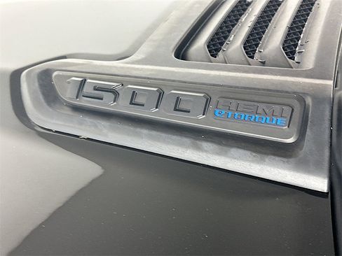 Used 2023 RAM 1500 Laramie image 28