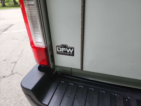 Used 2018 Ford F250 XL w/ Power Equipment Group RWD image 8