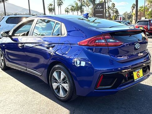 Used 2019 Hyundai Ioniq Plug-In Hybrid image 5
