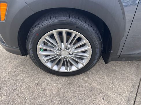 Used 2019 Hyundai Kona SEL w/ SEL Tech Package 02 image 11