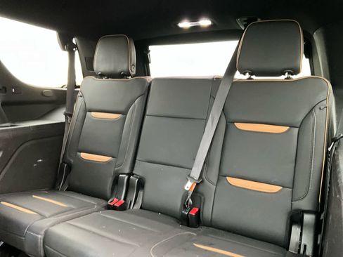 Used 2021 GMC Yukon AT4 w/ AT4 Premium Package image 29