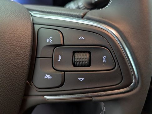 Used 2025 Buick Encore GX Preferred image 16