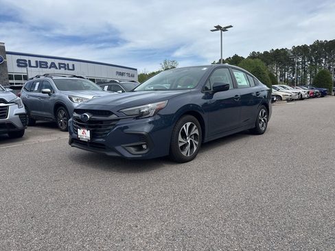 Used 2025 Subaru Legacy Premium image 1