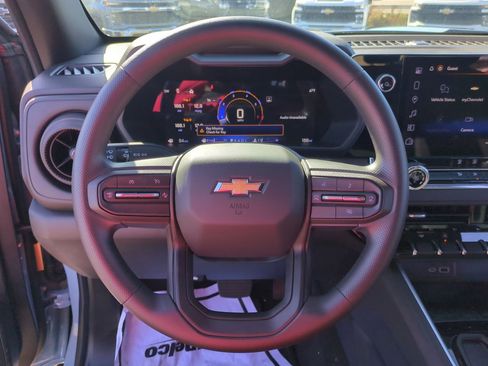 New 2026 Chevrolet Colorado W/T image 11
