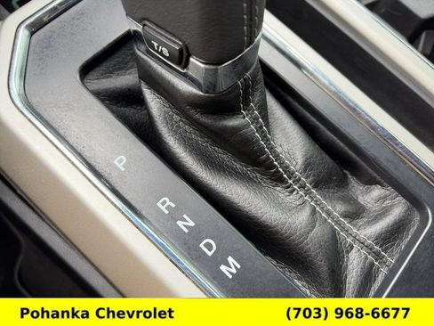 Used 2017 Ford F150 Lariat w/ Equipment Group 502A Luxury AWD/4WD image 19