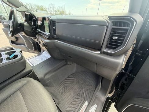 Used 2024 Chevrolet Silverado 2500 LT AWD/4WD image 32