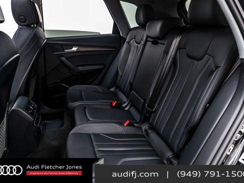 Used 2025 Audi Q5 2.0T Premium Plus w/ Premium Plus Package image 8