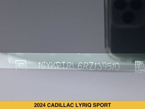 Certified 2024 Cadillac Lyriq Sport AWD/4WD image 16