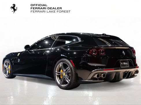 Used 2019 Ferrari GTC4Lusso AWD/4WD image 2
