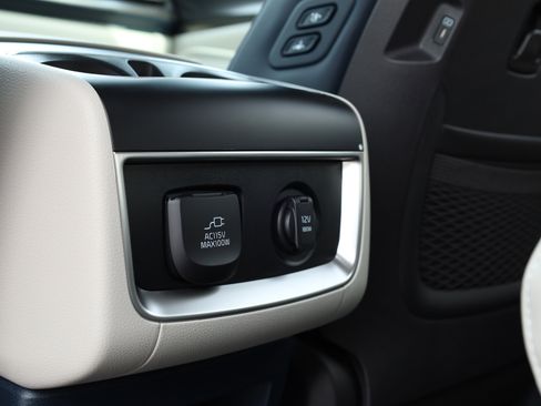 New 2026 Kia Carnival SX w/ SX Dark Edition Package FWD image 17