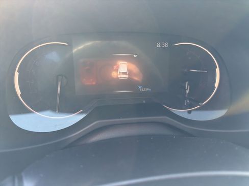 Used 2024 Toyota RAV4 LE image 11