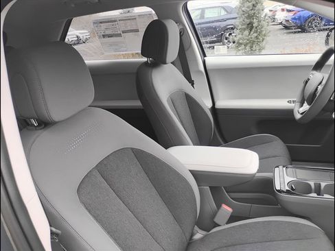 New 2026 Hyundai Ioniq 5 SE image 10