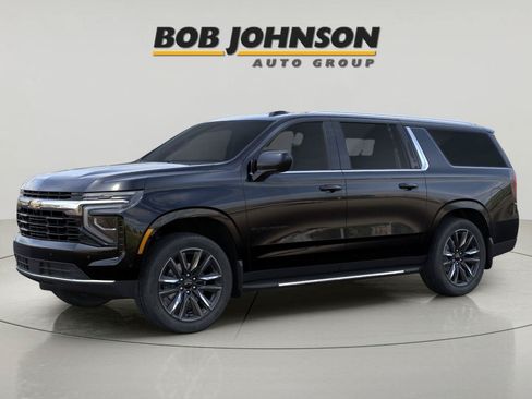 New 2026 Chevrolet Suburban LS w/ LS Custom Edition AWD/4WD image 5