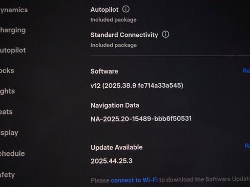 Used 2023 Tesla Model 3 Performance image 33