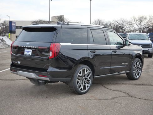 New 2026 Ford Expedition Platinum w/ Platinum Ultimate Package image 4
