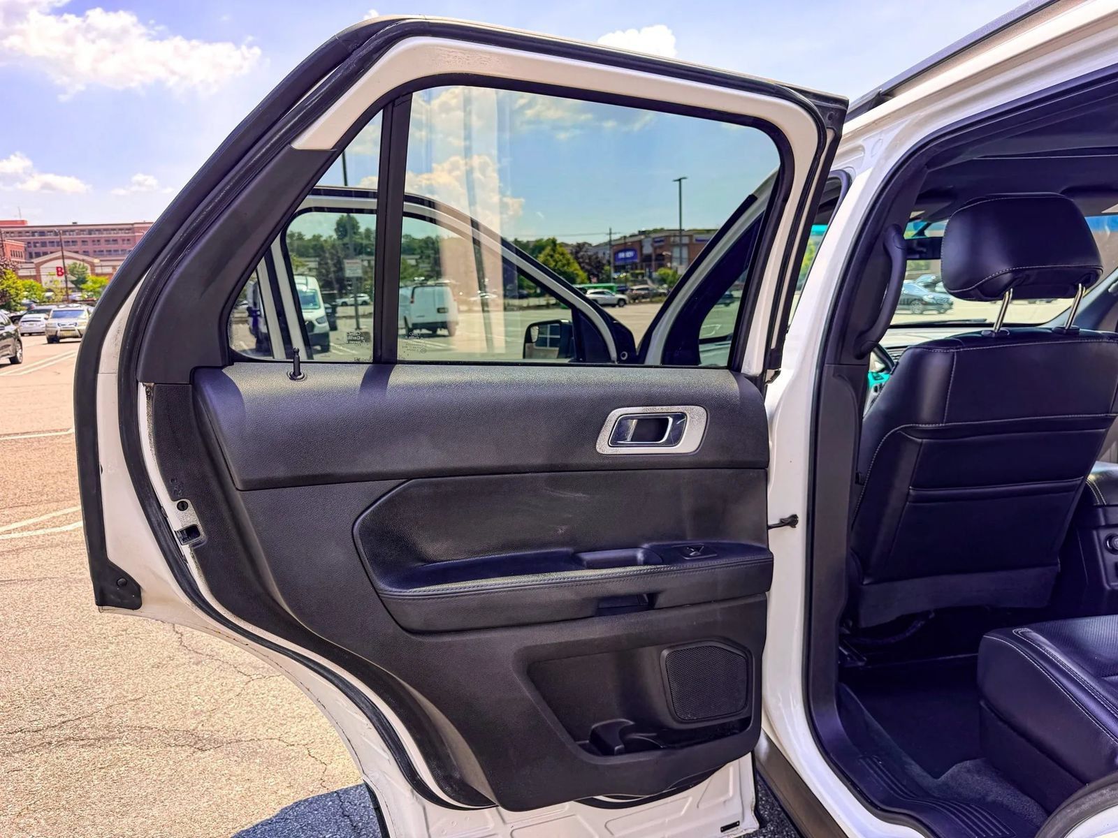 Used 2014 Ford Explorer Sport AWD/4WD image 11