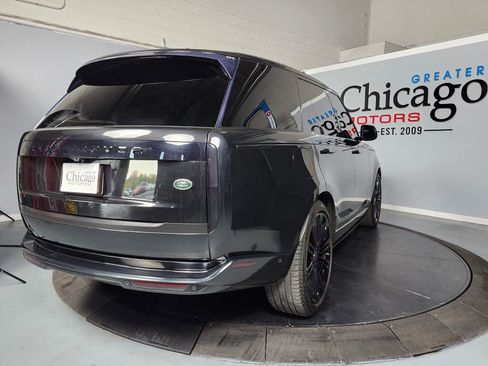 Used 2023 Land Rover Range Rover SE AWD/4WD image 3
