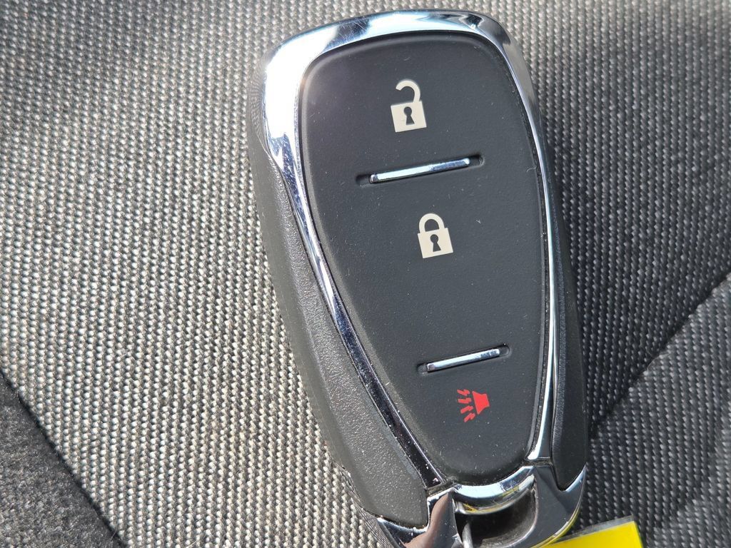Used 2020 Chevrolet Equinox LT FWD image 34