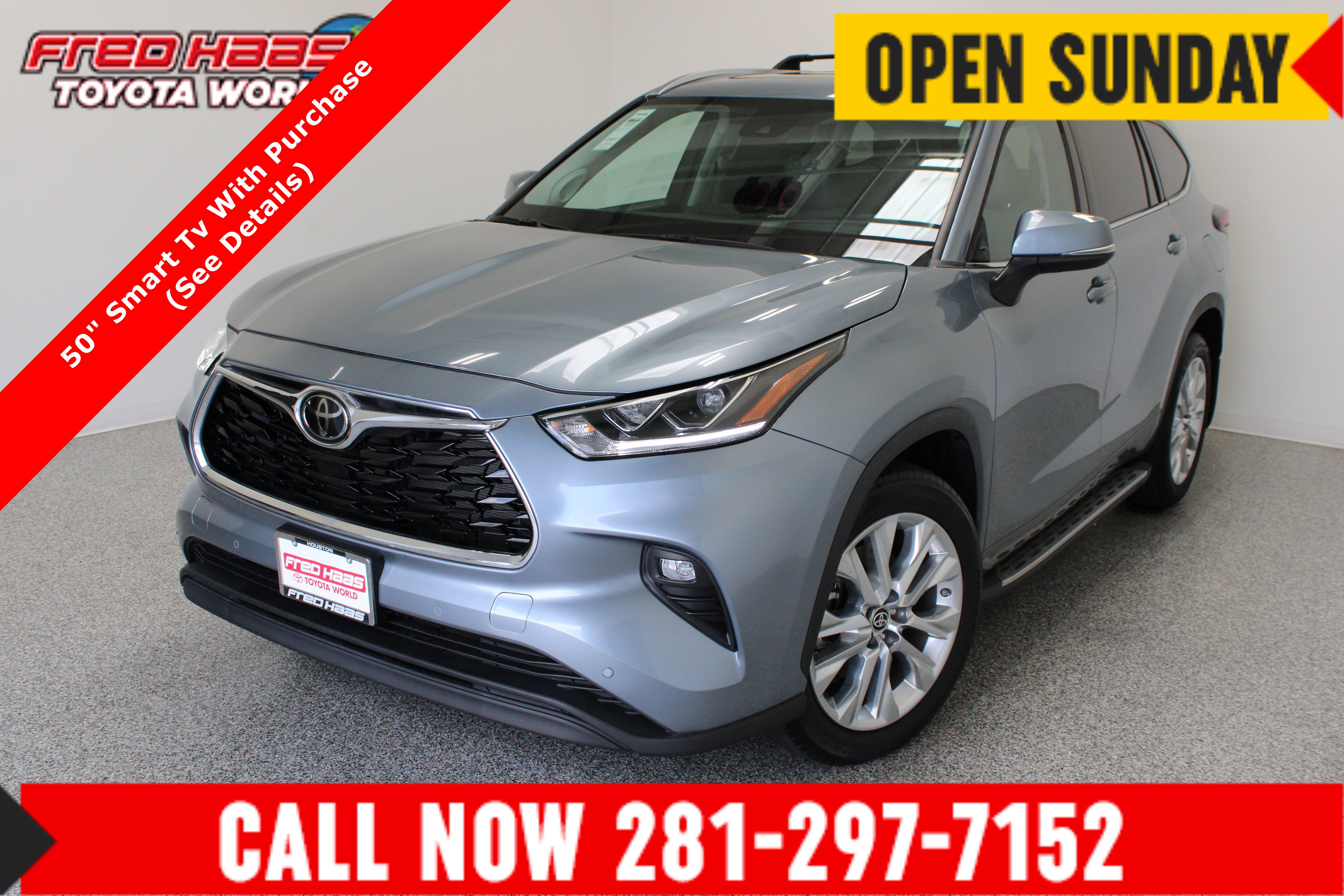 Used 2024 Toyota Highlander Limited FWD image 1