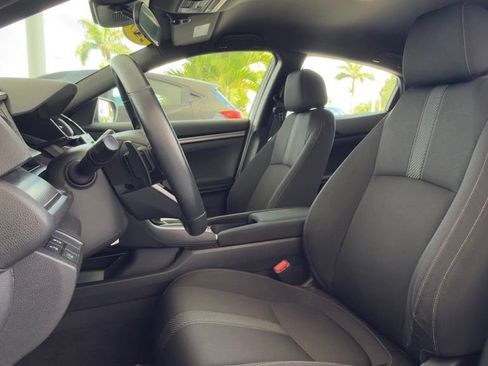 Used 2019 Honda Civic Sport image 4