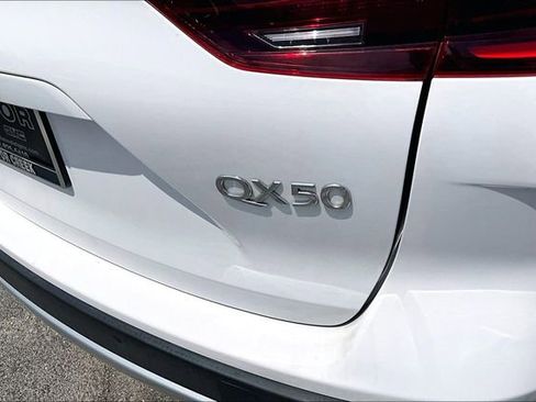 Used 2021 INFINITI QX50 Luxe w/ Cargo Package AWD/4WD image 24