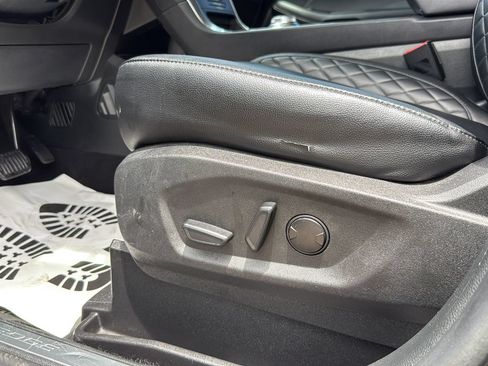 Certified 2023 Ford Edge Titanium AWD/4WD image 11