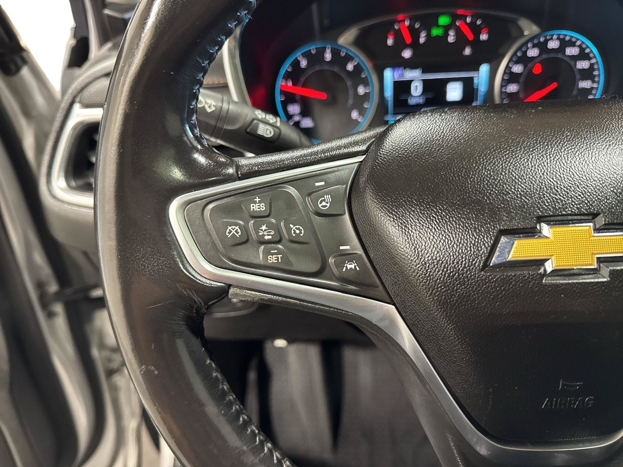 Used 2018 Chevrolet Equinox Premier AWD/4WD image 20