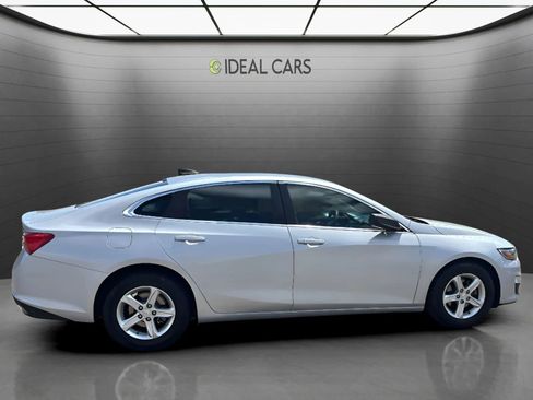 Used 2019 Chevrolet Malibu LS FWD image 4