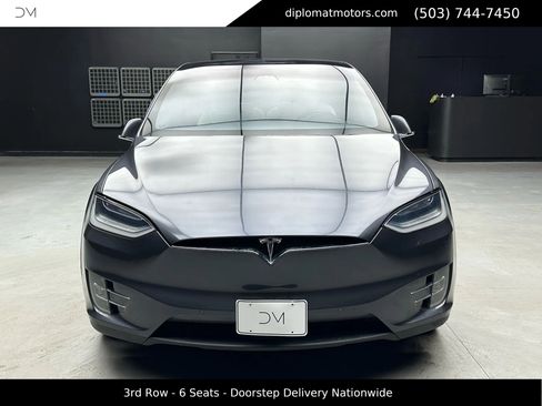 Used 2017 Tesla Model X 90D image 11