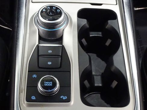 Used 2023 Ford Explorer Limited image 38