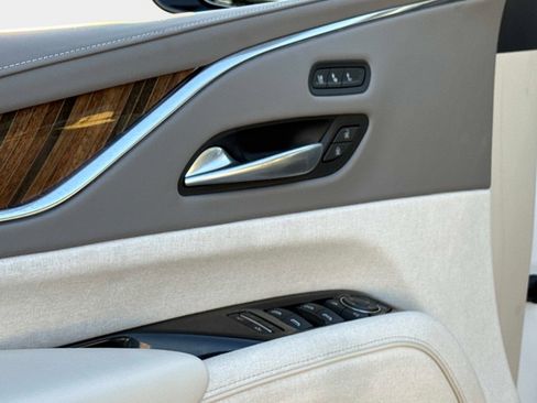 Used 2023 Cadillac Escalade Sport Platinum image 19