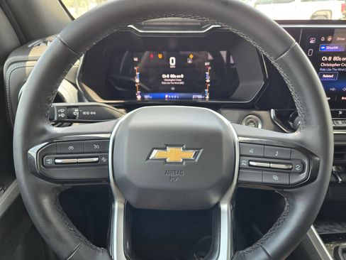 Used 2023 Chevrolet Colorado LT w/ LT Convenience Package RWD image 11