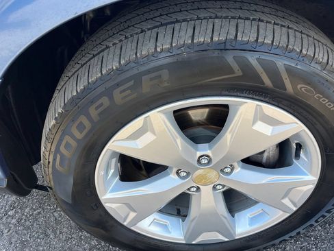 Used 2015 Subaru Forester 2.5i Premium AWD/4WD image 23