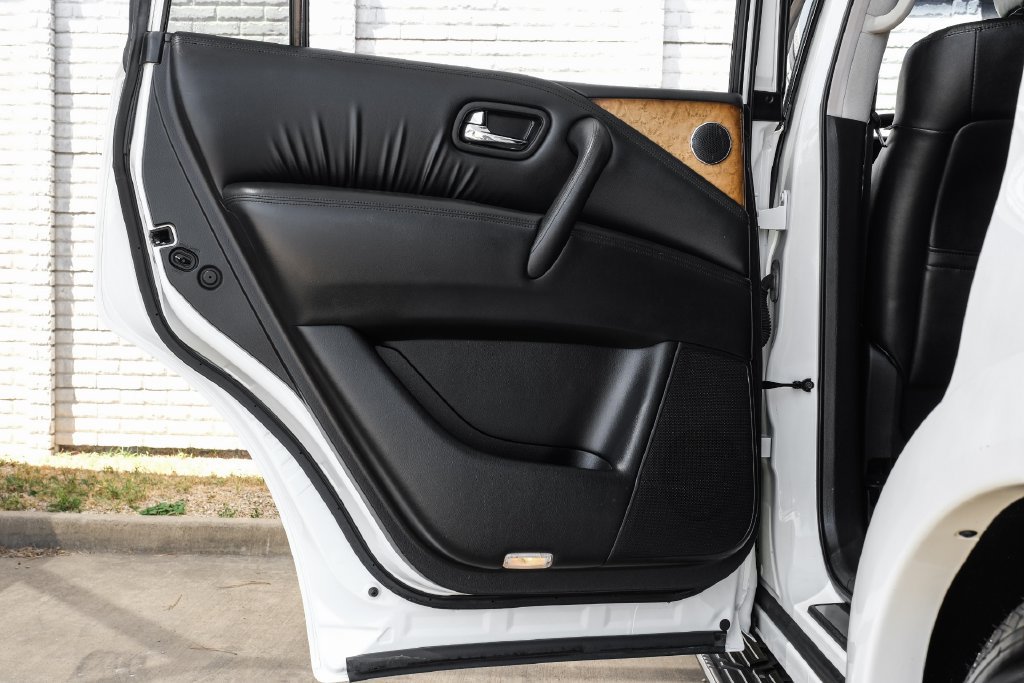 Used 2014 INFINITI QX80 2WD w/ Theater Package image 59
