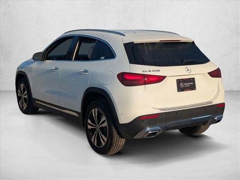 New 2026 Mercedes-Benz GLA 250 GLA 250 image 9
