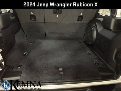 Used 2024 Jeep Wrangler Unlimited Rubicon image 15