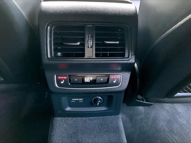 Used 2024 Audi SQ5 Prestige AWD/4WD image 25