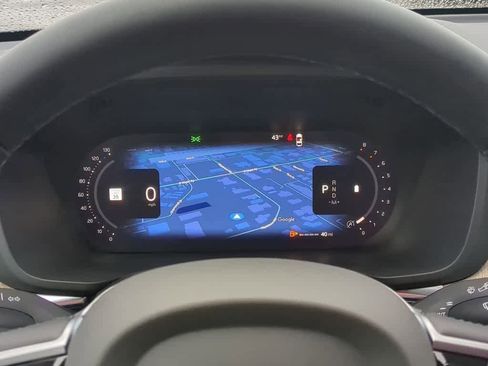 Used 2026 Volvo XC60 B5 Plus w/ Protection Package Premier image 30