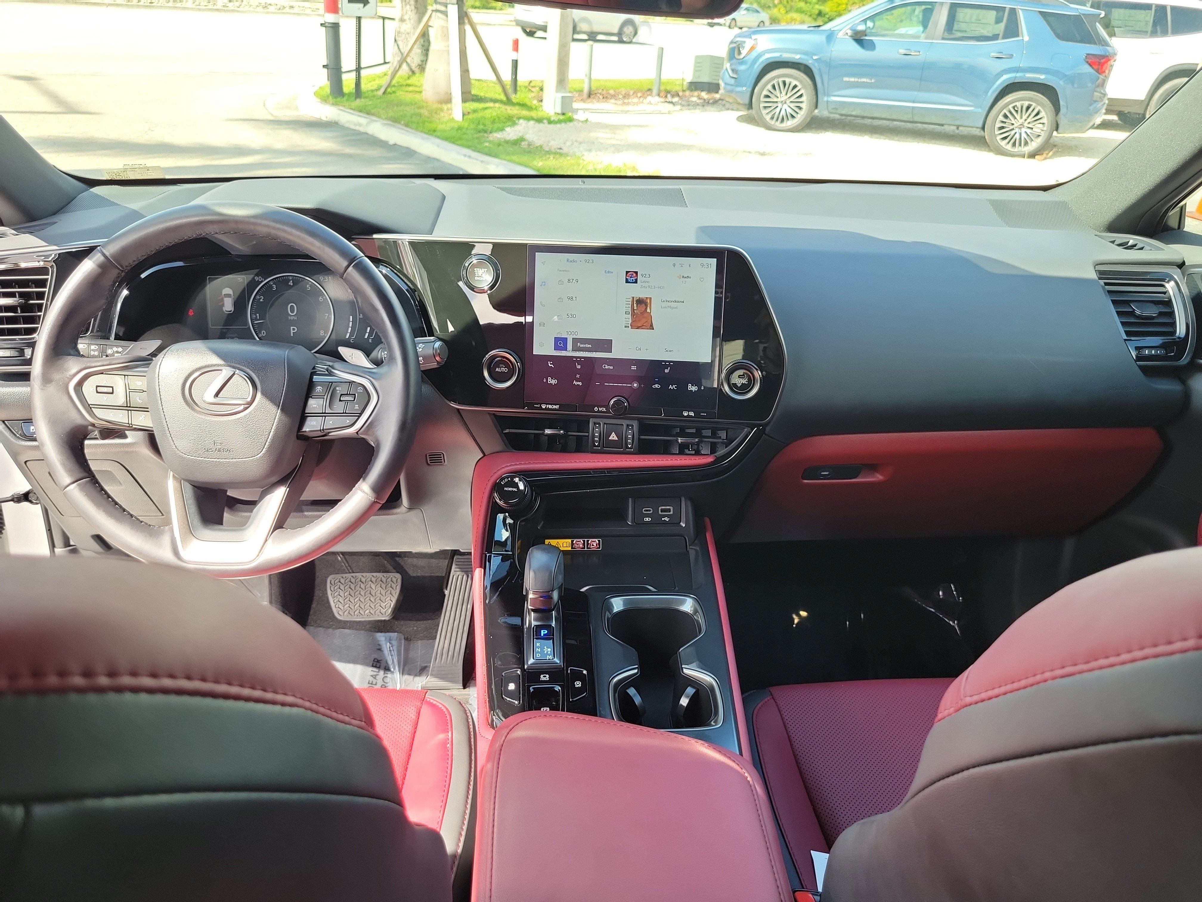 Used 2025 Lexus NX 250 FWD w/ Accessory Package (K3) image 18