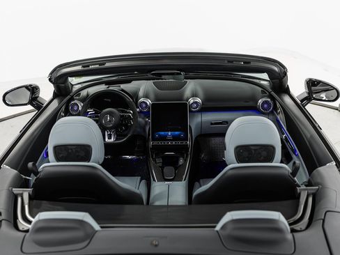 Used 2022 Mercedes-Benz SL 63 AMG 4MATIC image 36