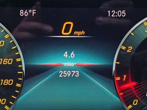 Used 2022 Mercedes-Benz AMG GT 43 image 46