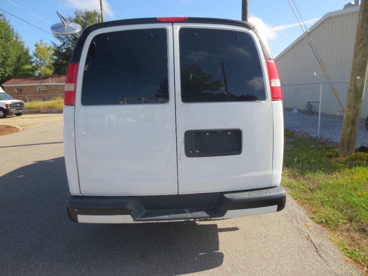 Used 2013 Chevrolet Express 1500 RWD image 5