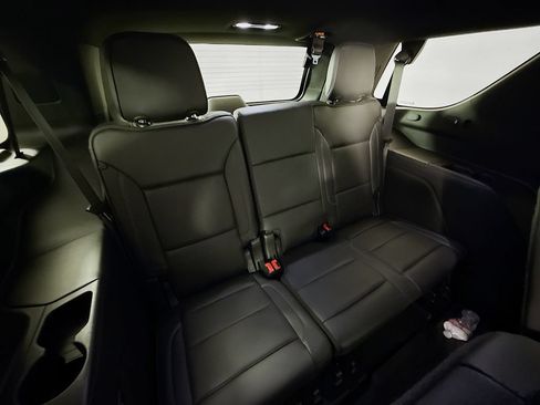 Used 2024 GMC Yukon Denali AWD/4WD image 29