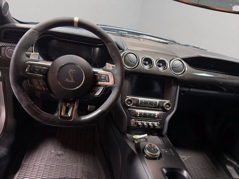 Used 2020 Ford Mustang Shelby GT500 w/ Technology Package RWD image 13