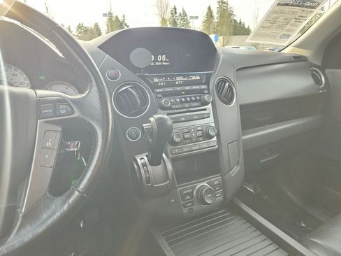 Used 2012 Honda Pilot Touring image 32