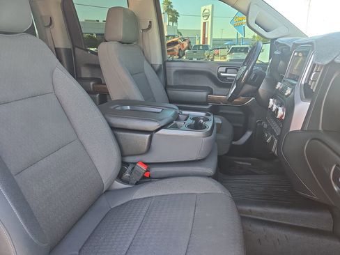 Used 2019 GMC Sierra 1500 SLE w/ SLE Value Package image 10