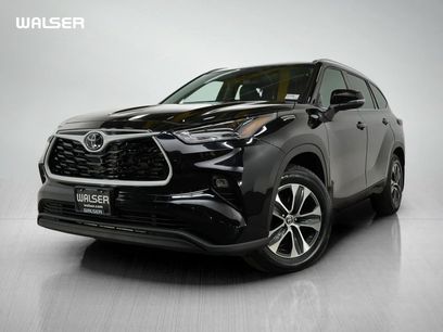 Used 2022 Toyota Highlander XLE