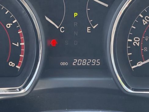 Used 2013 Toyota Highlander Limited FWD image 14